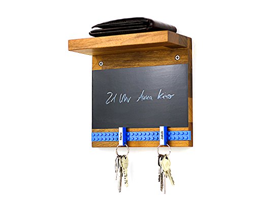Schlüsselbrett Play 205 Holz für die ganze Familie | Schlüsselboard mit Ablage | Schlüsselleiste Nussbaum mit 5 Schlüsselanhängern zum selbst beschriften | Memoboard Tafel mit Kreidestift | blau von Schubica