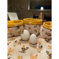 Stoffkörbchen| Brotkorb| Osterkörbchen Aus Stoff| Utensilo|Wendbar| Aufbewahrung Stoff | Ostern| Hasen| Hühner von SchwalbenLara
