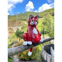 Geländerkatze Mit Beweglichem Schwänzchen Aus Keramik, Glasiert, Rot, Frostsicher, Unikat, Handarbeit, Hochwertig Geländerkatze Mit Beweglichem Schwänzchen Aus Keramik, Glasiert, Rot, Frostsicher, Unikat, Handarbeit, Hochwertig von SchwarzwaelderArt