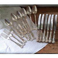 Großes Antikes Menübesteck "Engelsk Snäck" Für 6 Personen Großes Antikes Menübesteck "Engelsk Snäck" Für 6 Personen von SchwedenSchaetze