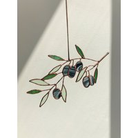 Glasmalerei-Grün-Olivenblatt-Zweigzweig Suncatcher-Dekor-Kunst-Fenster-Wandbehang Pflanzenliebhaber Muttertagsgeschenkdekorationen von ScloGlassStudio