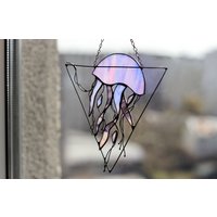 Lila Qualle Suncatcher Aus Glasmalerei. Haus Wohnkultur. Fenster-Wandbehänge von ScloGlassStudio