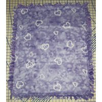 Lila Krawatte Gefärbt Mit Herzen Fleece Baby Decke Runde Haustier Hand Gebunden Dusche Geschenk von Scrunchiesbysherry