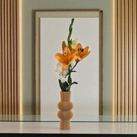 Elegant Vase - Silhouette 2 Desert Beige Paradox Edition Artistically Designed For Discerning Collectors Elegant Vase - Silhouette 2 Desert Beige Paradox Edition Artistically Designed For Discerning Collectors von SculpturePrints