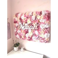 Benutzerdefinierte Blumenwand Mit Namen, Baby's Nursery Decor, Dusty Pink Blumenwand, Personalisierte von SdesignFloral