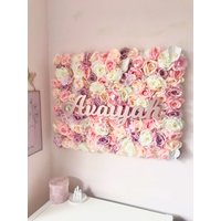 Benutzerdefinierte Blumenwand Rosa, Blumenwand, Kinderzimmer Dekor, Salon Baby-Dusche-Geschenk, Blumenwand-Hintergrund, Baby-Raum-Dekor von SdesignFloral