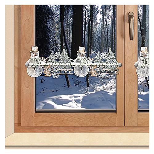 Feenhaus-Spitzengardine Winterwald mit Schneemann und Hase Scheibenhänger aus Plauener Spitze Luftspitzenstickerei 15 x 44 cm von SeGaTeX home fashion