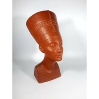 Nofretete Büste Skulptur Von Hummel 60Er Jahre von SecondChanceVintageD