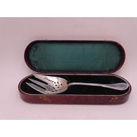 Seltenes Patent 1851 Vintage Gorham Sterling Silber Gravierte Perle Große Monogrammierte Salat Serviergabel in Original Box von SecondWindShop