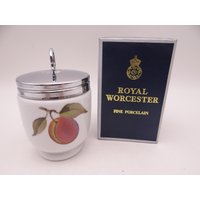 Vintage King Size "Evesham" Royal Worcester Egg Coddler in Original Box - 5 Verfügbar von SecondWindShop