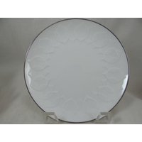 Vintage Rosenthal Lotus Platin Brot Und Butter Platte Mid Century Modern - 2 Verfügbar Vintage Rosenthal Lotus Platin Brot Und Butter Platte Mid Century Modern - 2 Verfügbar von SecondWindShop