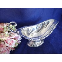 Wunderschöne International Silver Company Rogers Bros Silverplated Neptun Sauciere - Wunderschön von SecondWindShop