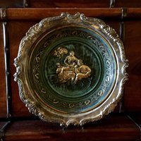 Versilberte Wand Kunst Grün Patina Messing Platte Repousse Vintage Geprägt Bar Plaque Metallarbeit Platter Tablett Galerie Gold Verziert Trinken Mann Versilberte Wand Kunst Grün Patina Messing Platte Repousse Vintage Geprägt Bar Plaque Metallarbeit Platter Tablett Galerie Gold Verziert Trinken Mann von SecretBelladonna