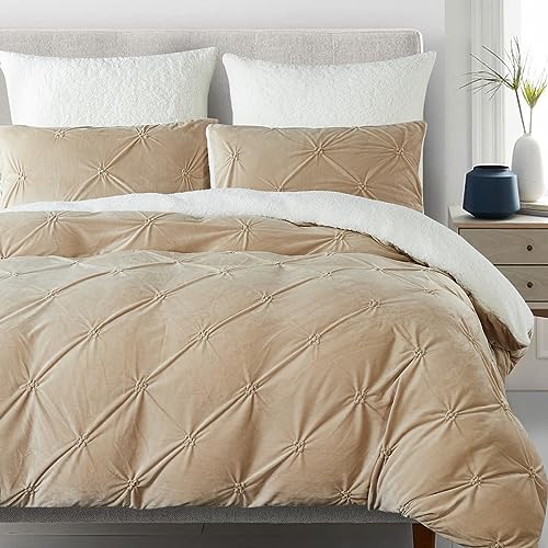 Winter Bettwäsche 200x220cm Flanell Fleece Khaki Weiß Wendebettwäsche Set Flauschig Plüsch Sherpa Cashmere Touch Pintuck Bettbezug und 2 Kissenbezug 80x80 mit Reißverschluss,Oeko-Tex Zertifiziert Winter Bettwäsche 200x220cm Flanell Fleece Khaki Weiß Wendebettwäsche Set Flauschig Plüsch Sherpa Cashmere Touch Pintuck Bettbezug und 2 Kissenbezug 80x80 mit Reißverschluss,Oeko-Tex Zertifiziert von Sedefen