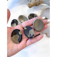 Pyrit Sorgenstein - Fülle Wohlstand Intelligenz Erinnerung Wahrnehmung Optimismus Wahrheit Solarplexus Chakra von SeekingWellth