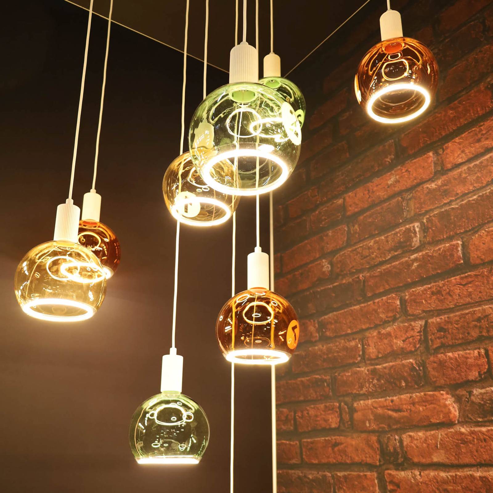 SEGULA LED-Globelampe Floating, E27 orange G200 6 W 922 dim SEGULA LED-Globelampe Floating, E27 orange G200 6 W 922 dim von Segula