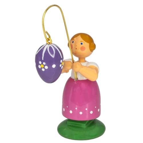 Seiffener Volkskunst Jan Legler | Handgeschnitzte Erzgebirge Frühlingsbote Ostermädchen Dekofigur | Traditionelle Dekoration für Ostern | Osterschmuck 8.5 cm | mit lila Ei von Seiffener Volkskunst