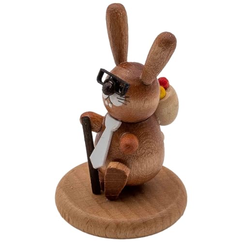 Seiffener Volkskunst Jan Legler | Osterhase Hasenfigur Osterfigur Osterhasenfigur | Handarbeit aus dem Erzgebirge | 5,5 cm | Wanderer auf Sockel von Seiffener Volkskunst
