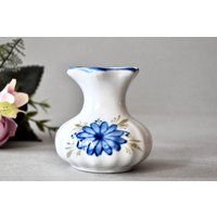 Vintage Germany Kleine Porzellan Vasen Home Dekor Tisch von SekulidisAntiques