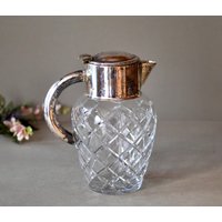 Vintage Kristall Wasserkrug Versilbert Facettierter Art Deco von SekulidisAntiques