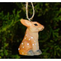 Hirsch Ornament Handgemachte Hölzerne Rentier Hängende Dekor Rustikale Schnitzerei Cabin Figurine von Selsela