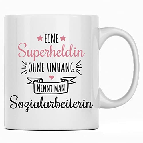 Eine Superheldin ohne Umhang nennt man Sozialarbeiterin Tasse Geschenk, Geschenke für beste Kollegin Sozialarbeit, Sozialpädagogik Sozialpädagogin von Seness