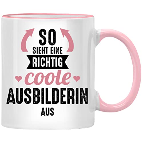 So sieht eine richtig coole Ausbilderin aus Tasse, Bester Ausbilder mit Herz, Geschenk beste Lieblingskollegin Geschenke, Abschied Abschiedsgeschenk von Seness