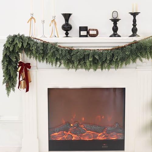 Künstliche Zederngirlande für Weihnachtsdekoration – Realistische Wintergirlande für Kaminsims, Kamin, Tisch, Tür, Urlaub, Innen- und Außenbereich, Dekoration, 1,8 m Künstliche Zederngirlande für Weihnachtsdekoration – Realistische Wintergirlande für Kaminsims, Kamin, Tisch, Tür, Urlaub, Innen- und Außenbereich, Dekoration, 1,8 m von Senjie