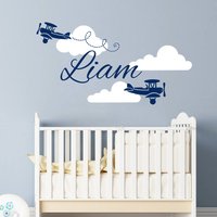 Jungen Name Wand Aufkleber Kinderzimmer Dekor Vinyl Wolken Doppeldecker Flugzeug Kinder Kunst Jungen Name Wand Aufkleber Kinderzimmer Dekor Vinyl Wolken Doppeldecker Flugzeug Kinder Kunst von SereneWallpaper