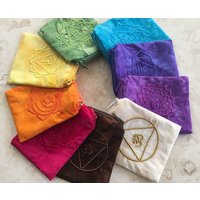 Bestickte Chakra Mojo Taschen - Set Bestickte Chakra Mojo Taschen - Set von SerenityEnergyworks