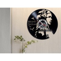Mutter Der Drachen Vinyl Wanduhr, Geschenk Für Fantasy Tv Serie Fans, Khaleesi Kunst Geschenke von SergioArtStudio