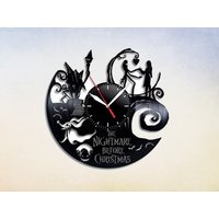 Nightmare Weihnachten Schallplatten Wanduhr, Jack Und Sally Kunst Geschenke von SergioArtStudio