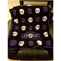 Gehäkelte Totenkopfdecke Made To Order von SewEnviousCreations