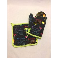 Schwarzen Cocktail-Rezept Isoliert/Gesteppte Topflappen Und Ofenhandschuh Set von Sewmanydeals