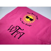 Personalisierbarer Liegestuhlbezug Besticktes Mikrofasertuch Personalisierbarer Liegestuhlbezug Besticktes Mikrofasertuch von Sewmuchfunstuff