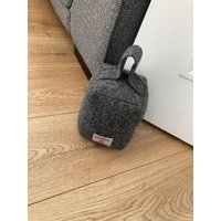 Harris Tweed Türstopper Anthrazit Grau Harris Tweed Türstopper Anthrazit Grau von SewnSewElegantly
