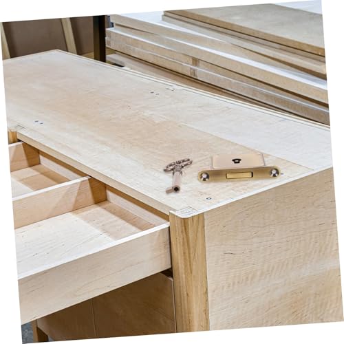 Sewroro Vintage Schubladenschloss aus Massivem Messing mit Schlüssel Robustes Schrankschloss für Möbel und Aktenschrank Einfache Montage Diebstahlschutz Passend für Retro Kommoden Sewroro Vintage Schubladenschloss aus Massivem Messing mit Schlüssel Robustes Schrankschloss für Möbel und Aktenschrank Einfache Montage Diebstahlschutz Passend für Retro Kommoden von Sewroro