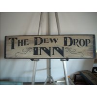 The Dew Drop Inn Schild Bemaltes Holz Shabby Chic Cottage Bar von ShabtownSigns