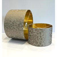 Neue Luxus-Exklusive Bereich Pontus Vergoldet Kiesel Stein Marmor Auf Pilz Stoff Mit Metall-Panel Lampe Pendelschirm Geeignet Für Alle von ShadesByWoodpecker