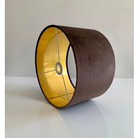 Neuer Luxus-Premium-Qualitäts-Glamour-Mokka-Samtstoff Mit Gebürstetem Metallics-Futterlampenschirm-Pendelleuchte-Schirm in Mehreren Größen von ShadesByWoodpecker