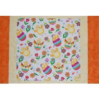 Osterküken Gequiltete Tischdecke Frühlingsblumendekor | 43 cm X 43 cm von ShadySpringQuilts