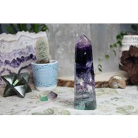 A + Tricolor Gebänderter Fluorit All Polish Generator Point Mit Regenbögen Und Quarz Aus Brasilien, 8, 7 Oz Brasilien von ShamanicCrystals