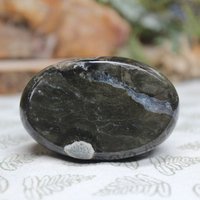 Aa + Black Opal Crystal Handstein, 3.0 Oz Polierter Handkristall Aus Indonesien von ShamanicCrystals