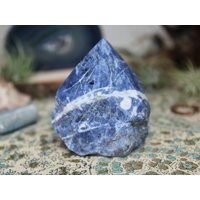 Aa + Sodalith Kristall Generatorspitze, 7.0 Oz, Rohe Kante Mit Top-Politur, Aus Brasilien von ShamanicCrystals