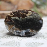 Aaa + Black Opal Crystal Handstein, 2.9 Oz Polierter Handkristall Aus Indonesien von ShamanicCrystals