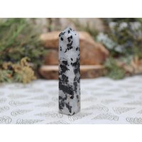 Schwarzer Turmalin Bergkristall Turm, Schörl, All Polish Obelisk Spitze, 70 G/M², Brasilien von ShamanicCrystals