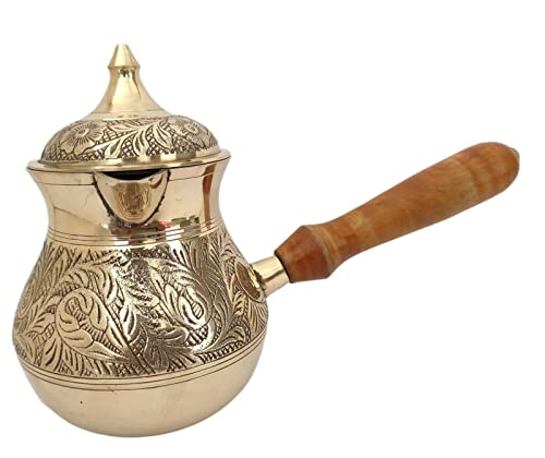 Sharvgun Golden Türkisch Griechisch Arabisch Kaffeekanne Messing Metall Kaffeemaschine Cezve Ibrik Briki mit Holzgriff und Deckel (groß – 17 Oz) Blatt graviert von Sharvgun