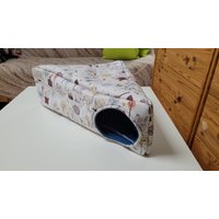 Fleece-Meerschweinchen-Eckhaut, Igel-Dreieck-Würfel, Gemütliches Rattenbett, Handgemachte Haustierartikel, Critter Nation-Bett, Haustierzubehör von SheSewsDesign