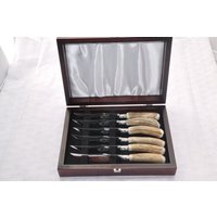 Sechs Neue Hump Back Echte Hirsch/Geweih Henkel Steak Messer Silber Ferrule Made Sheffield England Cased von SheffieldCutleryShop