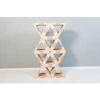 Das Pyramiden Regal, Dreieck Rustikales Floating Triangle Einzigartige Regale Für Zuhause Oder Büro Dekor, Aufbewahrung Organisation Idee von ShelvesHoneycombArt